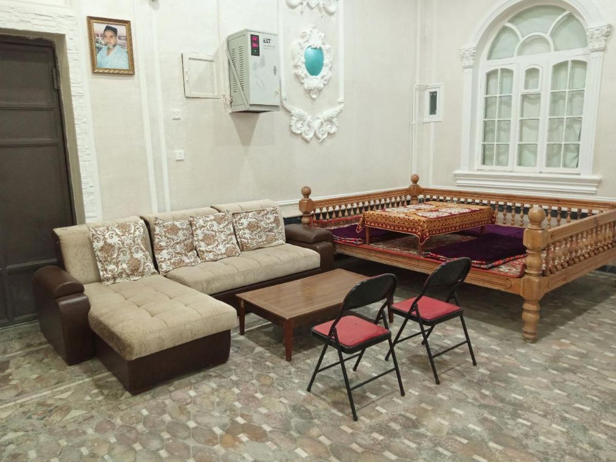 Hotel Abubakir Guests House à Samarcande Extérieur photo